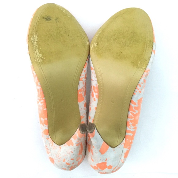 Kelsi Dagger Lillian Paint Splatter Pumps - Picture 8 of 17